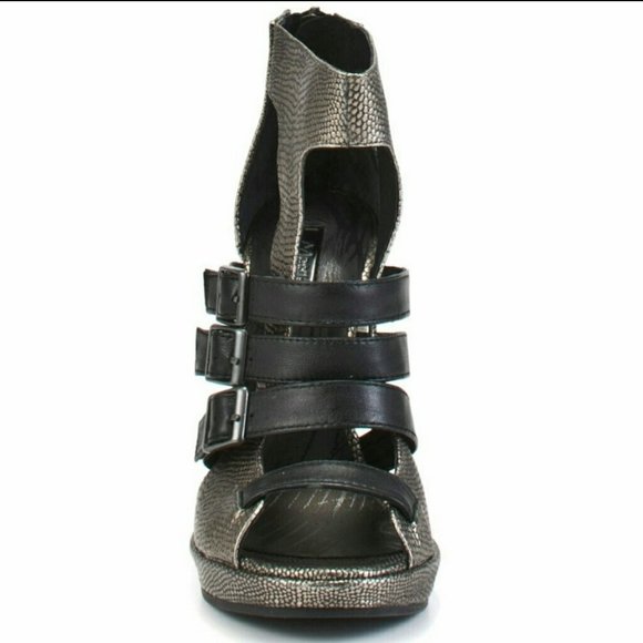 NWT Matiko Sachi Gladiator Sandal - Picture 3 of 6